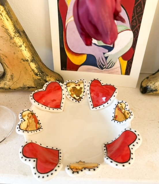 Red & Gold Hearts Small Round Dish